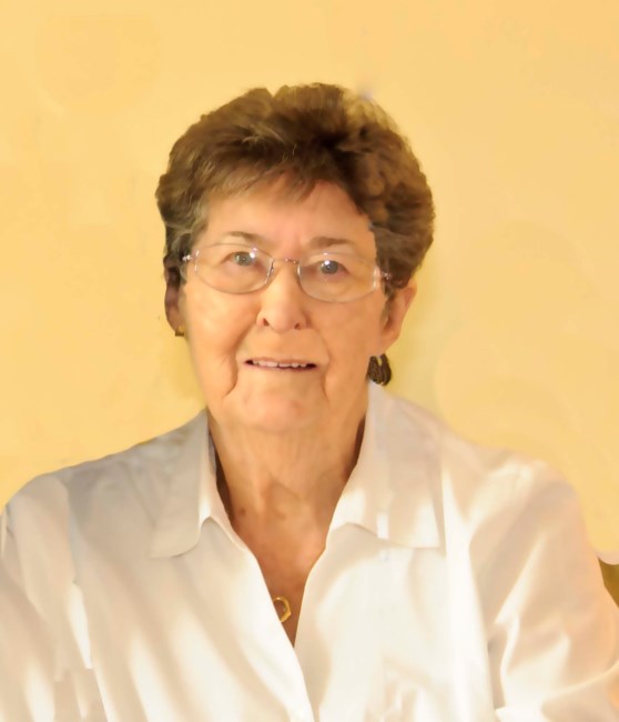 Obituary of Helen L Bouchard