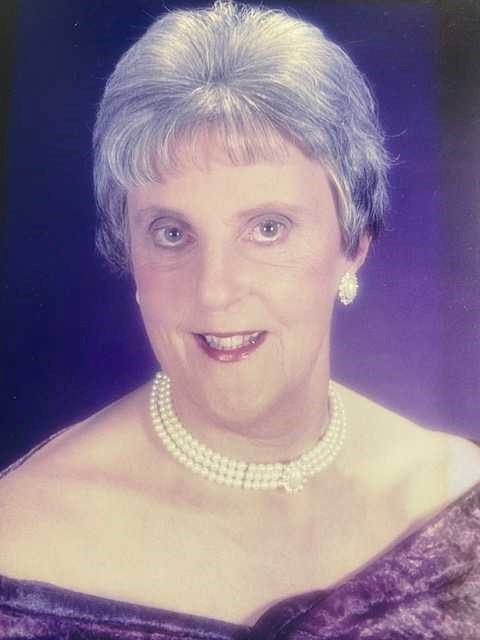 Obituary of Elsie Patricia Briggs