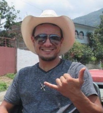 Obituary of Jose Luis Flores