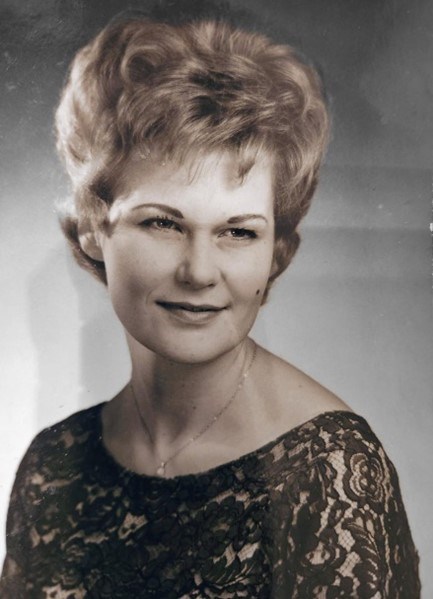 Obituary of Shirley Mae Hillman