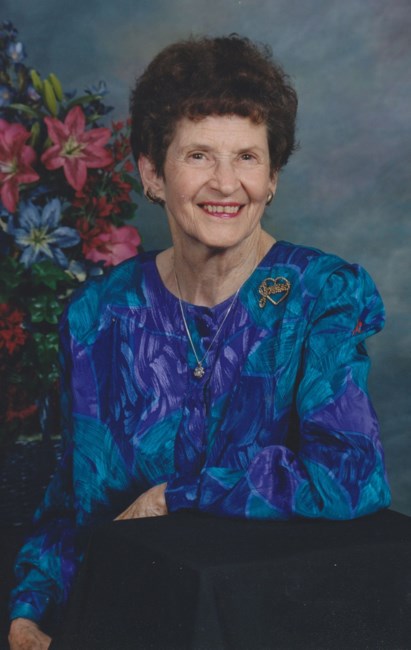 Obituary of Estelle Marie "MeMe" Snow
