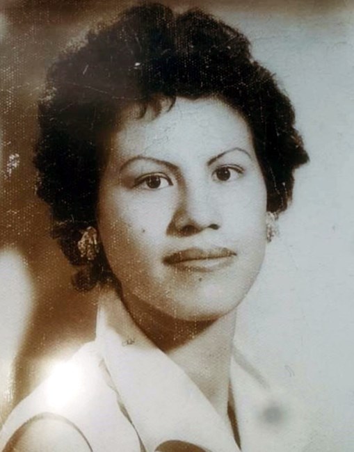 Obituary of Crecencia Montes Maldonado