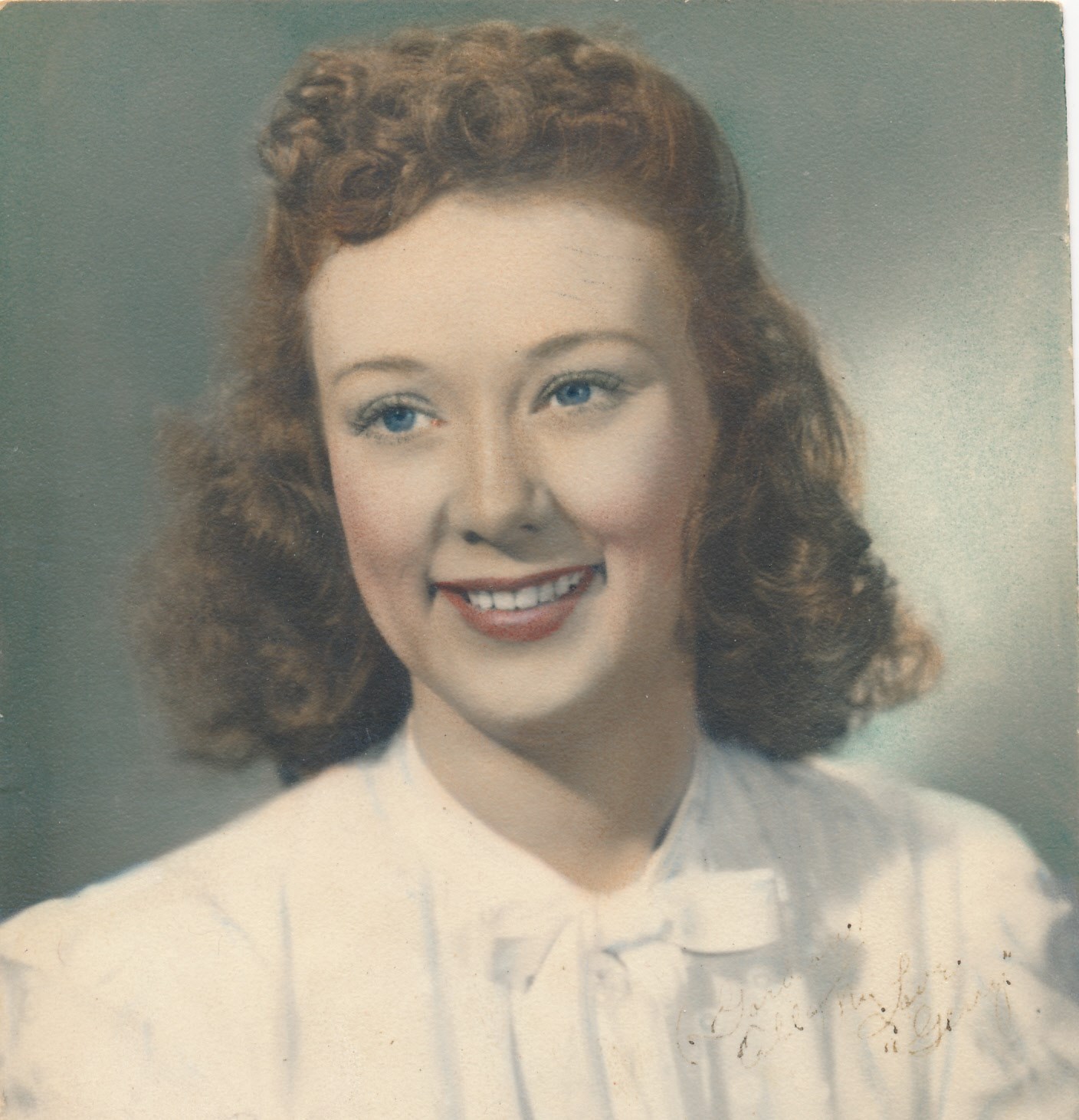 Geraldine Grant's Instagram, Twitter & Facebook on IDCrawl