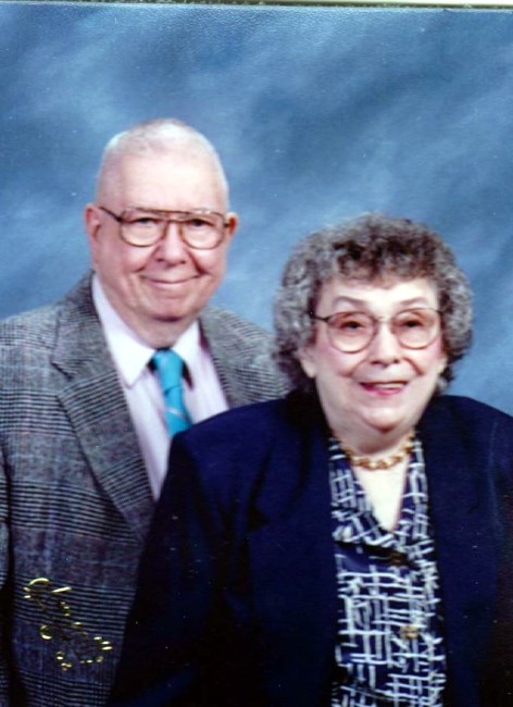 Obituary of Carroll Mark, Doodles F. Markowski