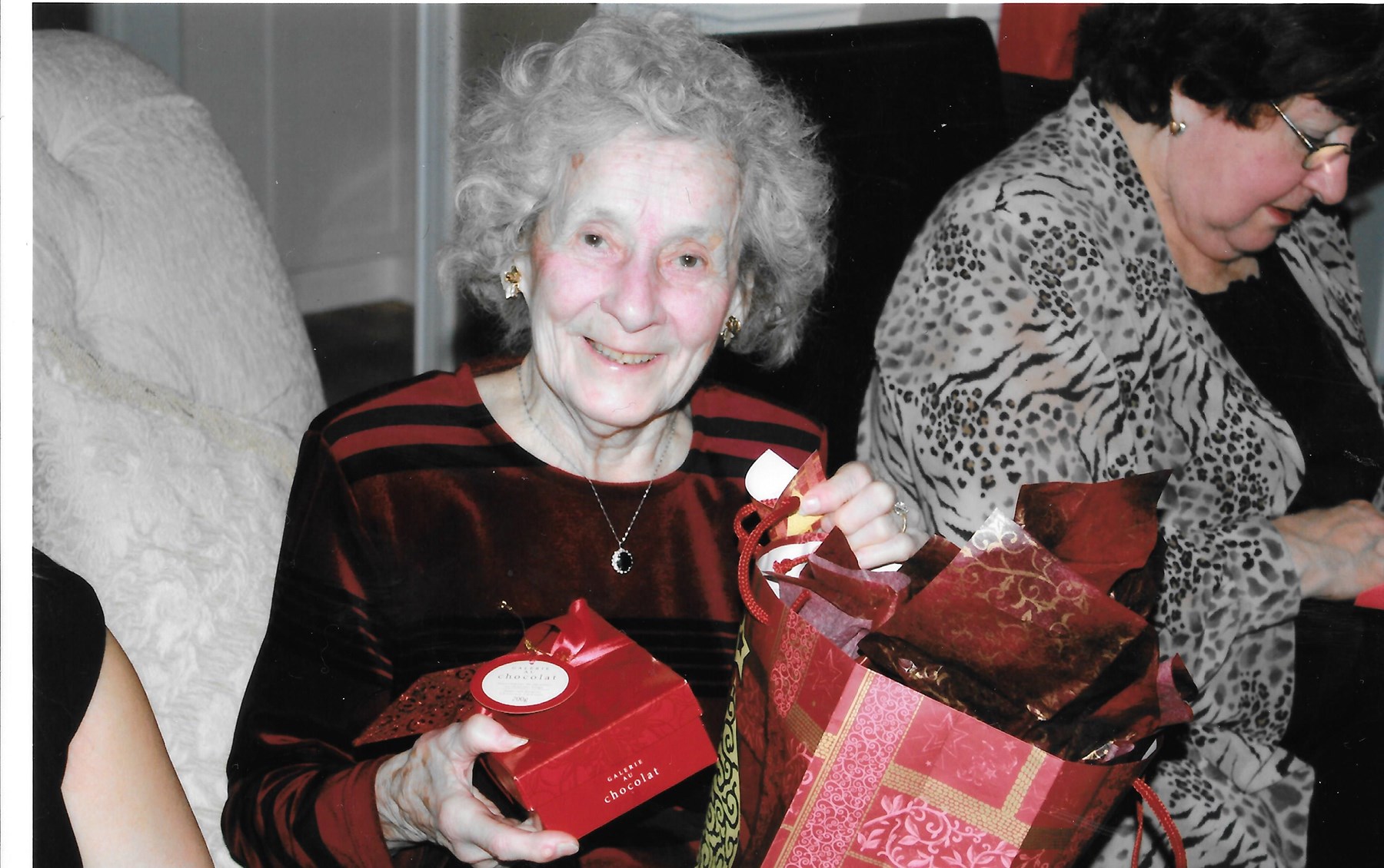 Obituary of Pauline Antonowicz Di Tomasso