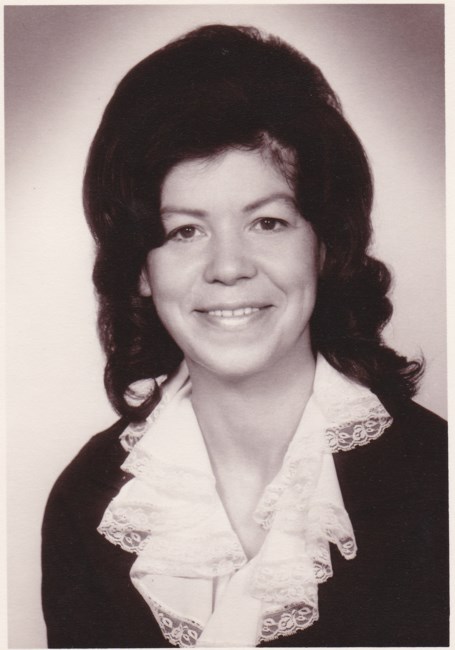 Obituario de Theresa Perry