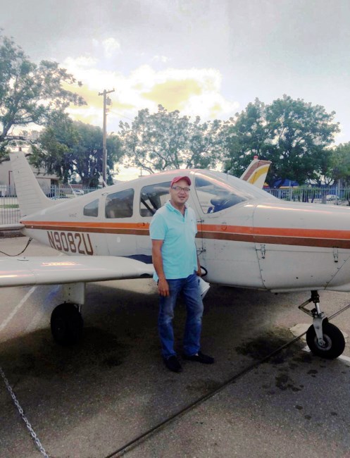 Obituary of Ismael "Mike" De Leon