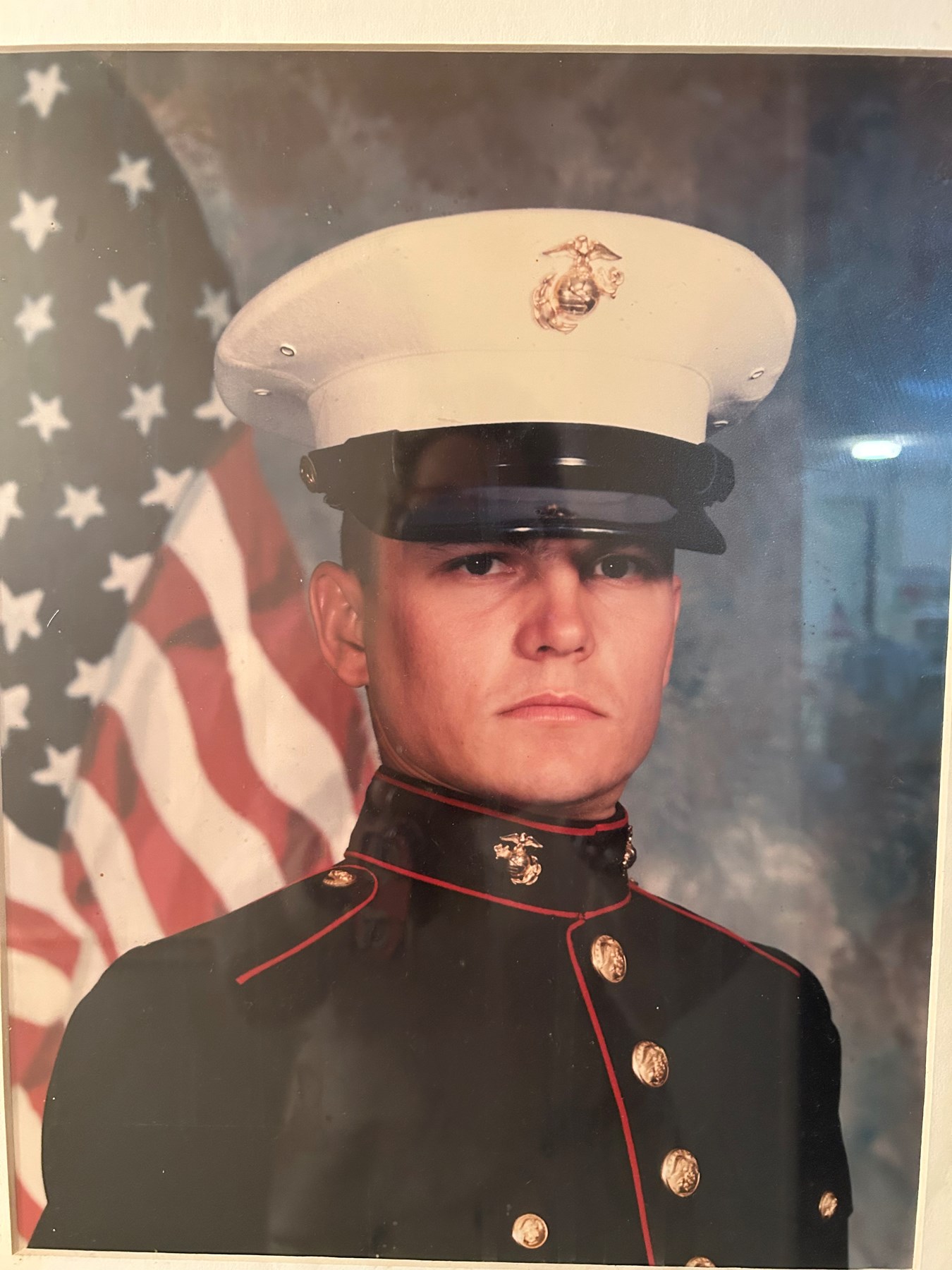 Obituary of Ellis M Hammonds