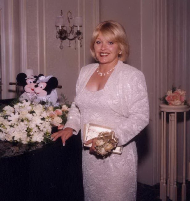 Obituary of Mrs. Patricia Mary Petrillo Glover