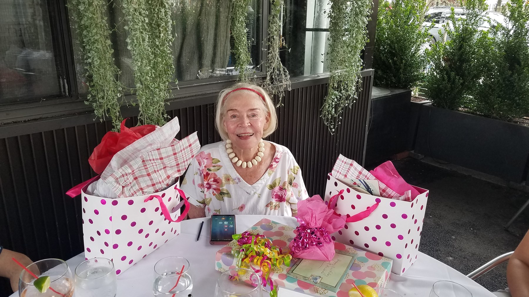 Obituary of Miriam Loretta Crowe