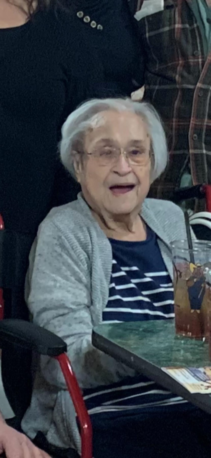 Obituary of Gladys J. Hall