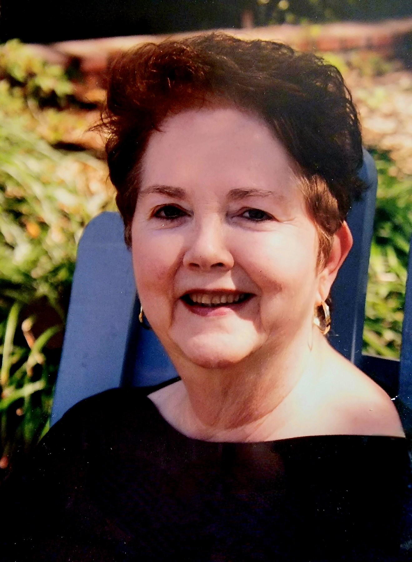 Obituary: Carolyn Elmore, Beloved [City/Town] Resident - ij3znsh