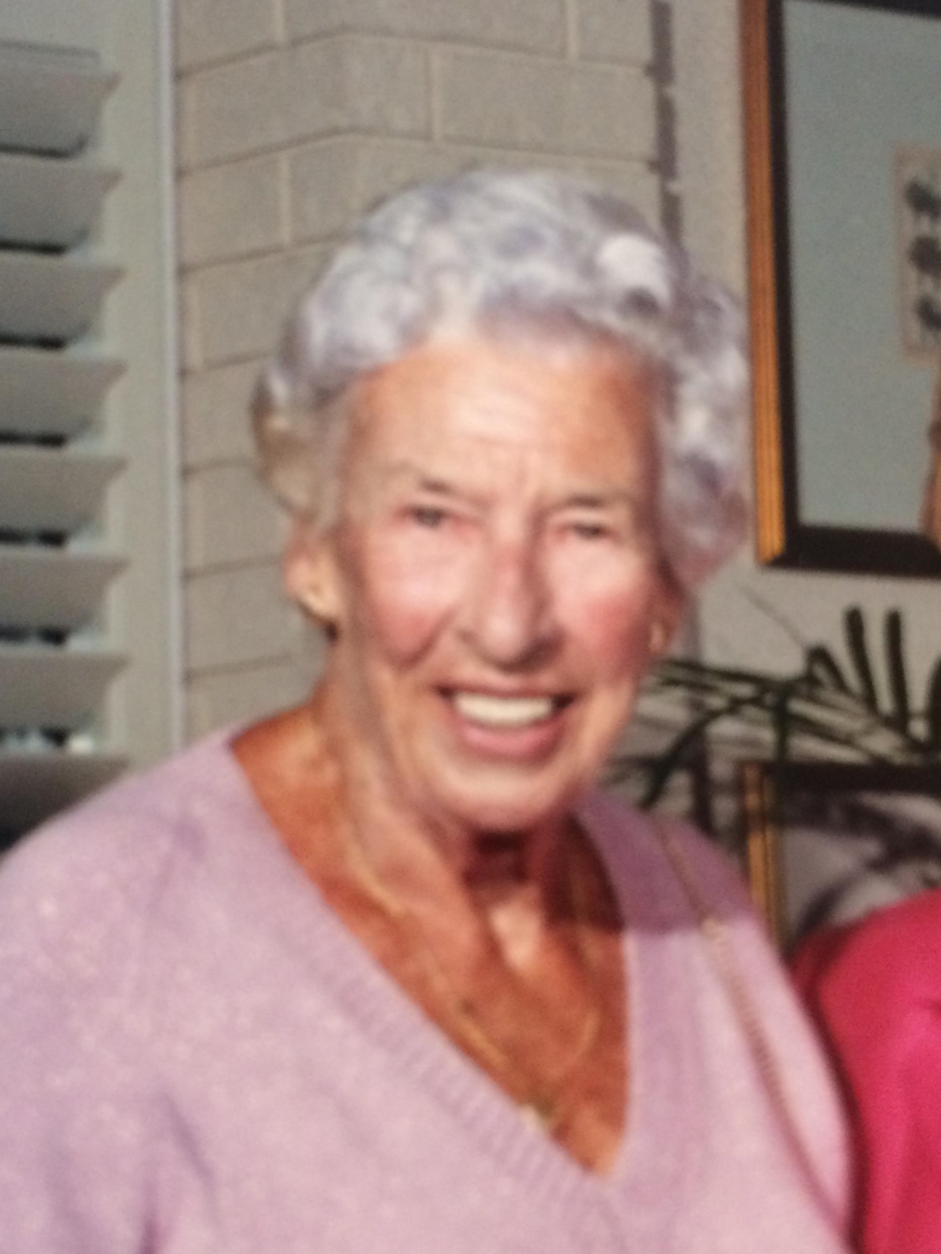 Helen Effler Obituary - Scarsdale, NY
