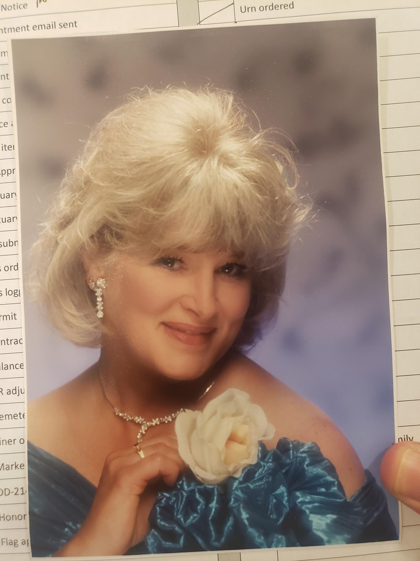 Obituary of Gwynn Lee Trimp