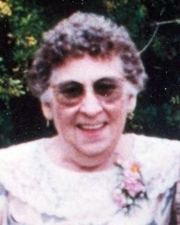 Obituary of Phyllis Genevieve Chute