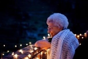 Obituary of Helen C Schlesinger