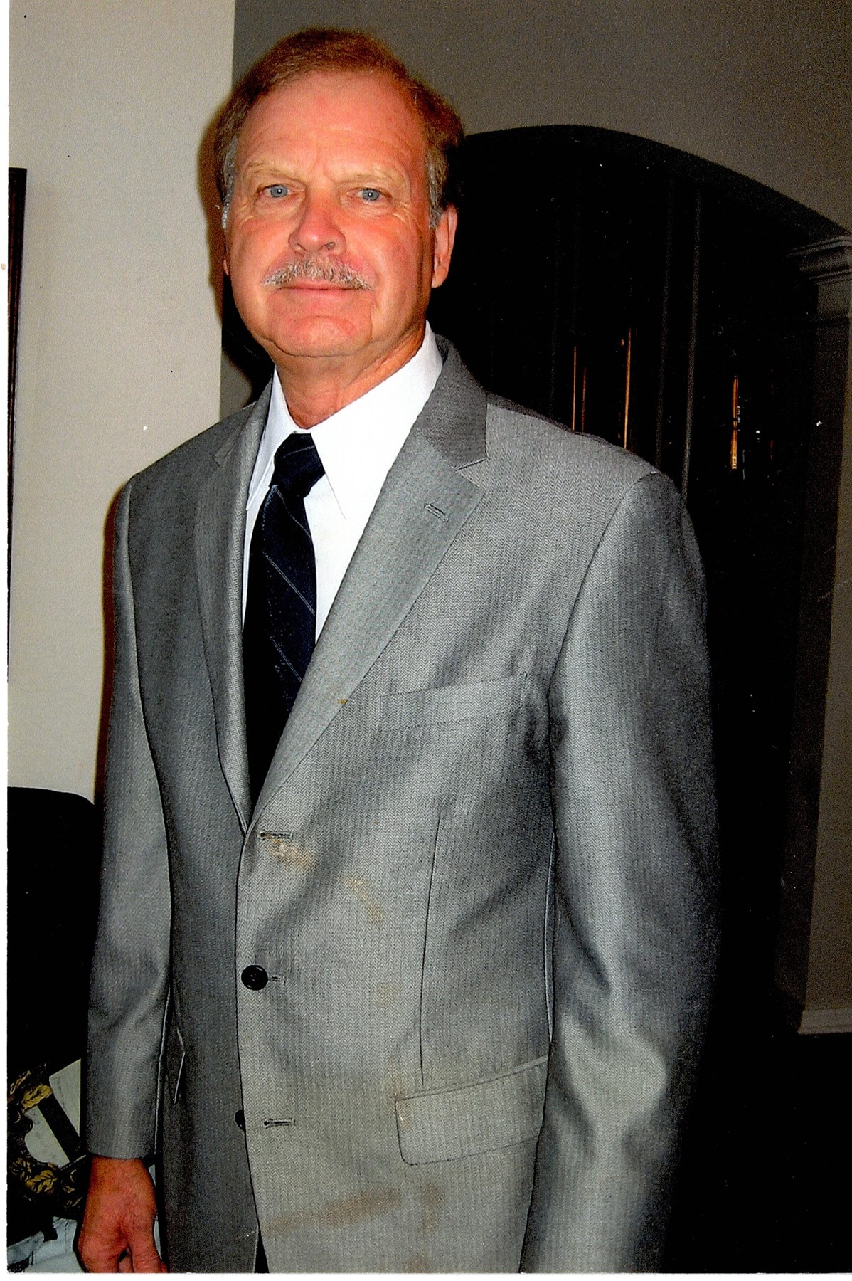 Avis de décès de Ronald Eugene Petit