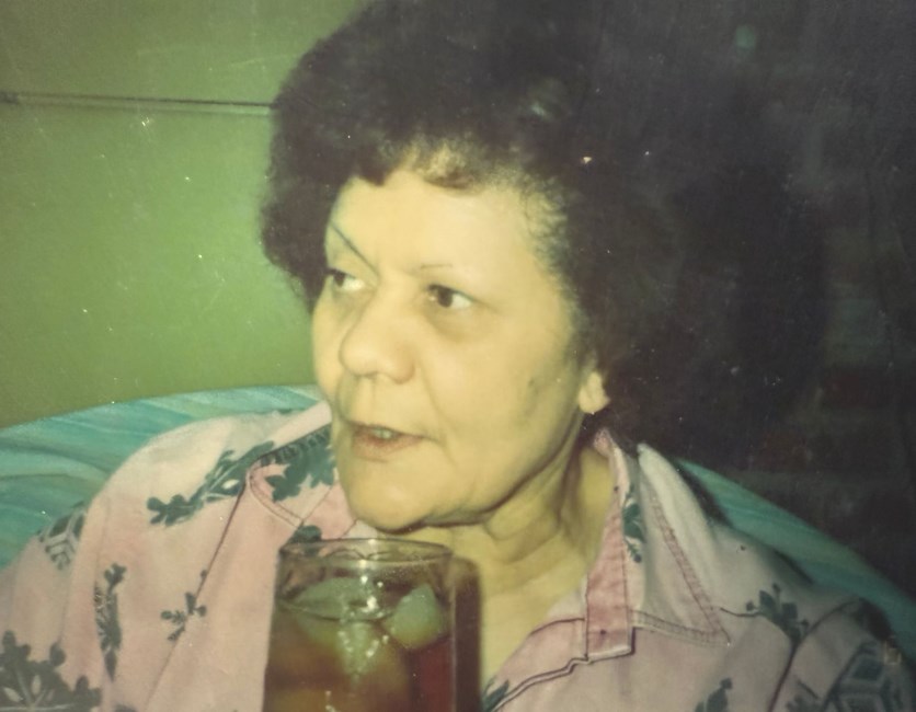 Obituary of Gladys Mary Davis