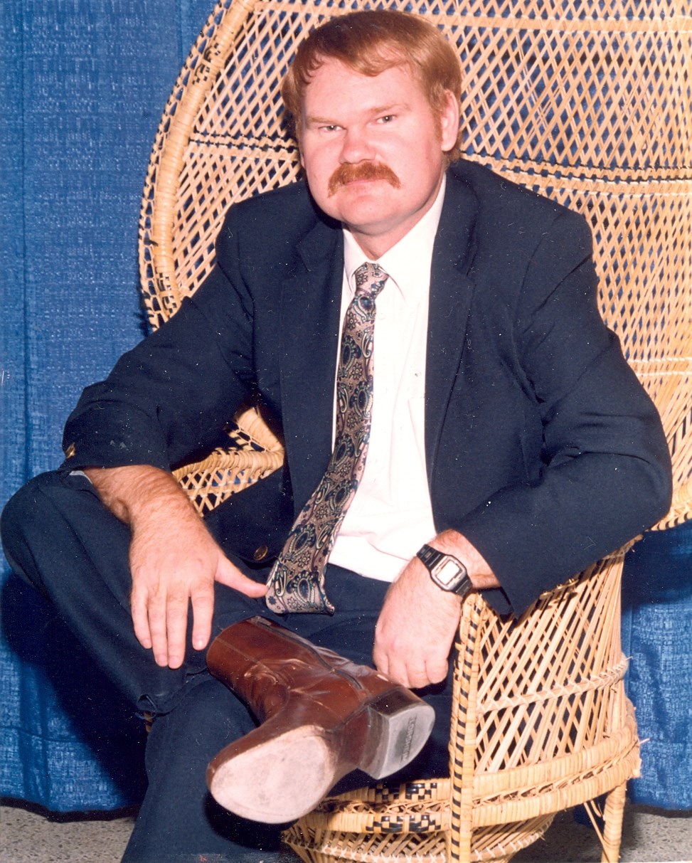 Obituary of Morris "Rusty" Russell Hoover