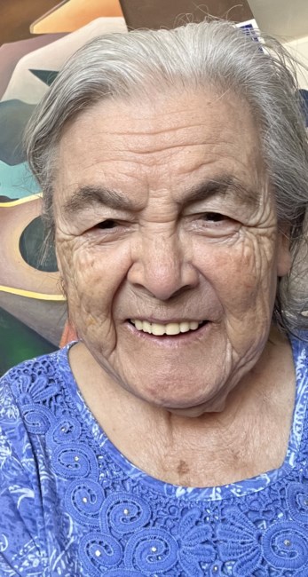 Obituary of Evelyn M Davis