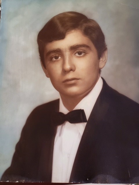 Obituary of Angel Gonzalez