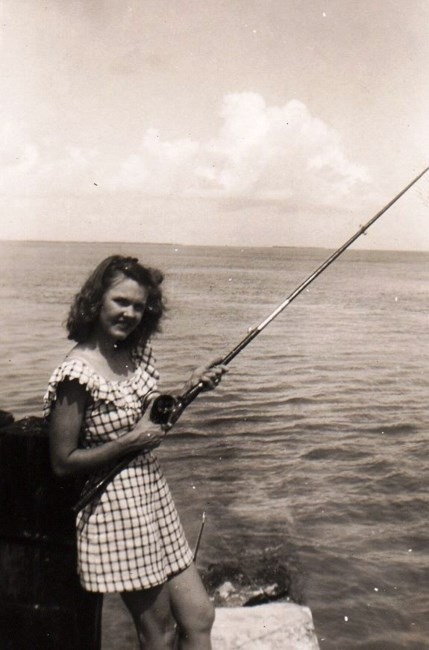 Obituary of Dorothy Maxwell