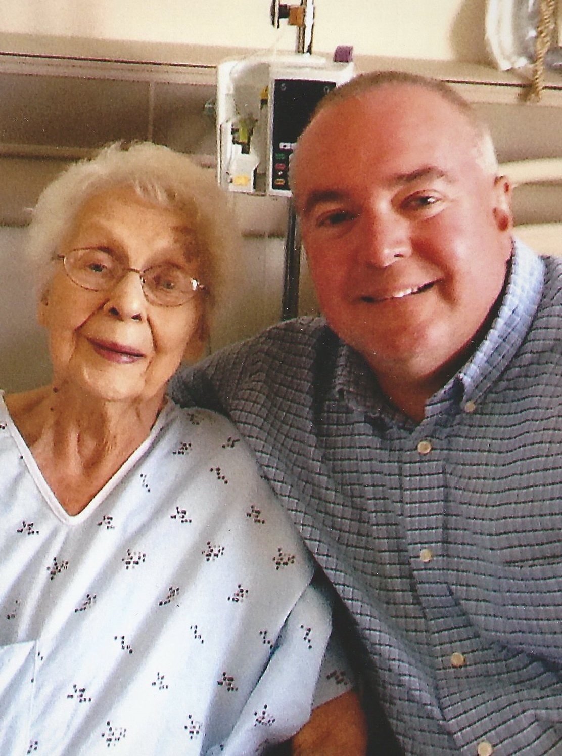 Mary Weidner's Instagram, Twitter & Facebook on IDCrawl