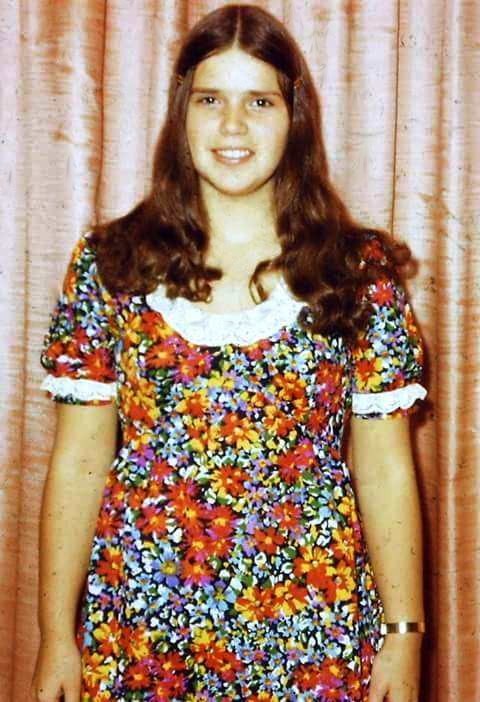 Obituary of Pamela (Mitchell) Simons