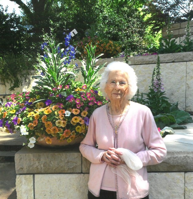 Obituary of Janice McQueen Spence