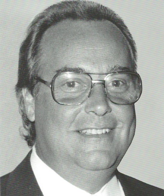 Obituario de W. Robert "Bob" Beach