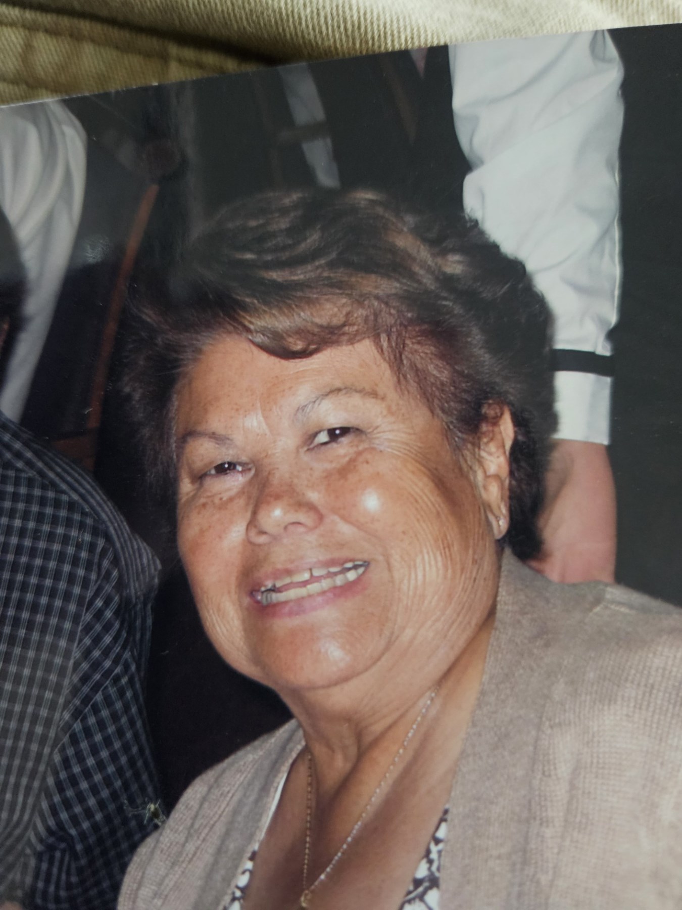 Obituary of Velia Angelina Armas