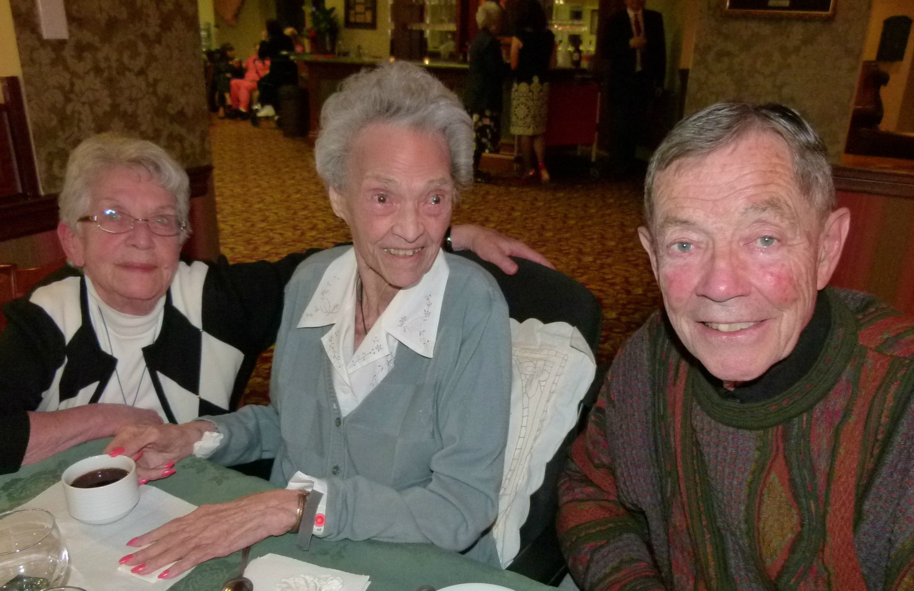 Obituary of Mrs. Margaret Marnie Helen Grant Maginnis