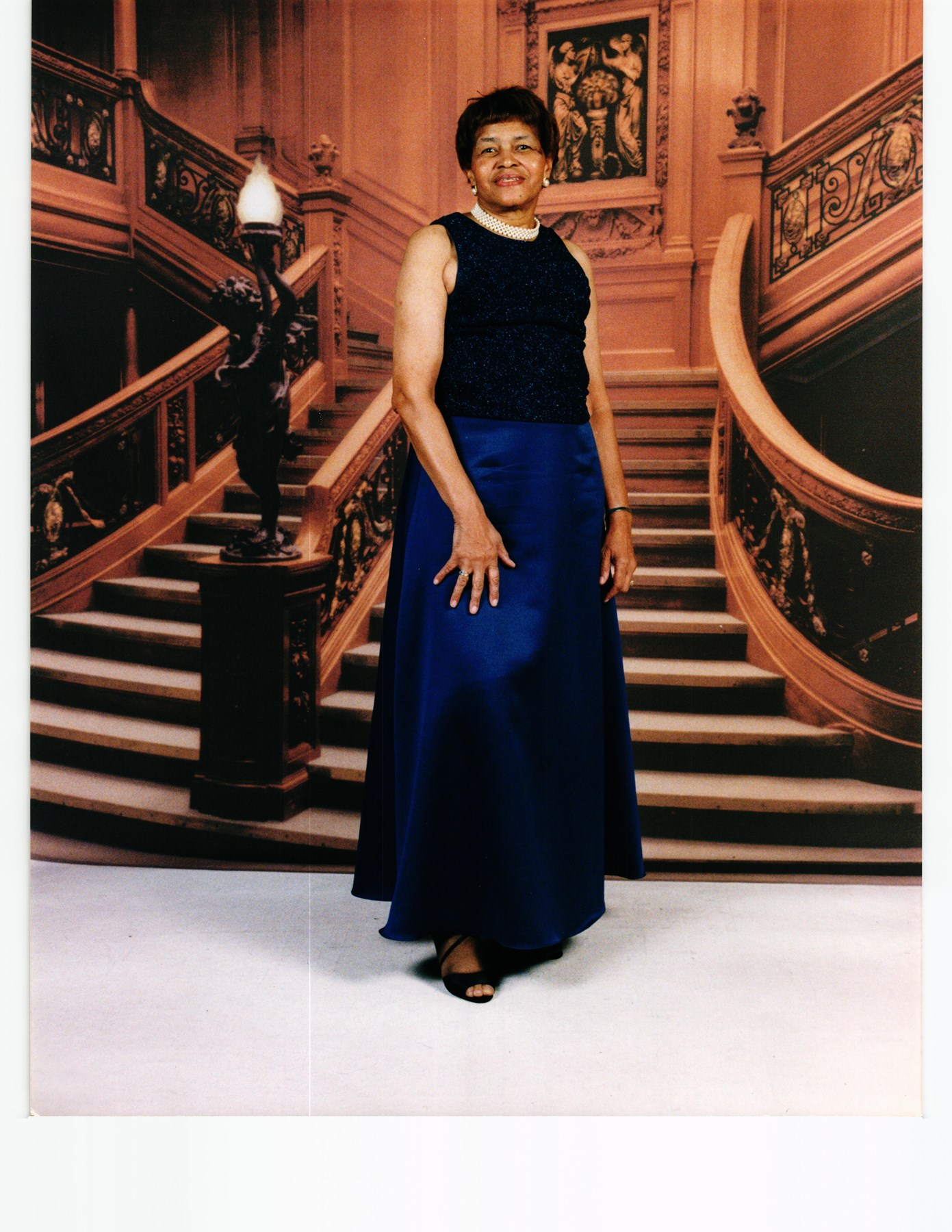 Obituary of Ms. Raynell Frances Banks