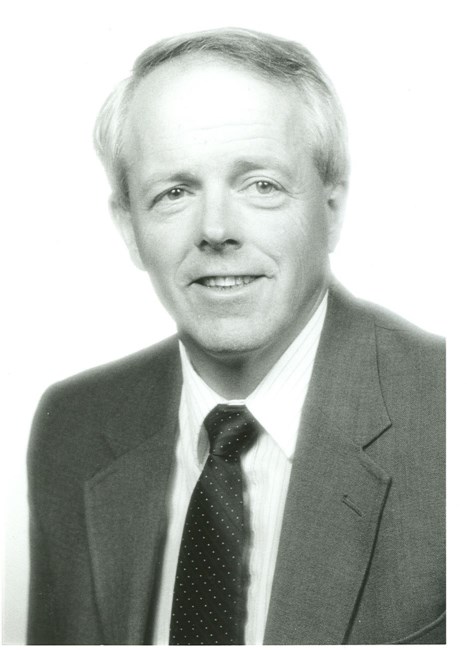 Obituario de John S. Davis