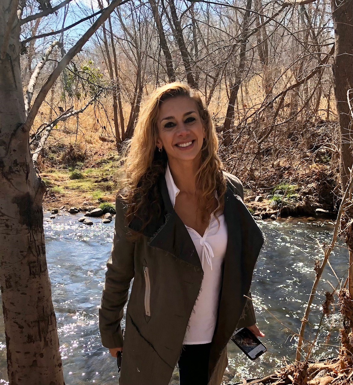 Obituario de Dr.  Bilge Bayar Gregory