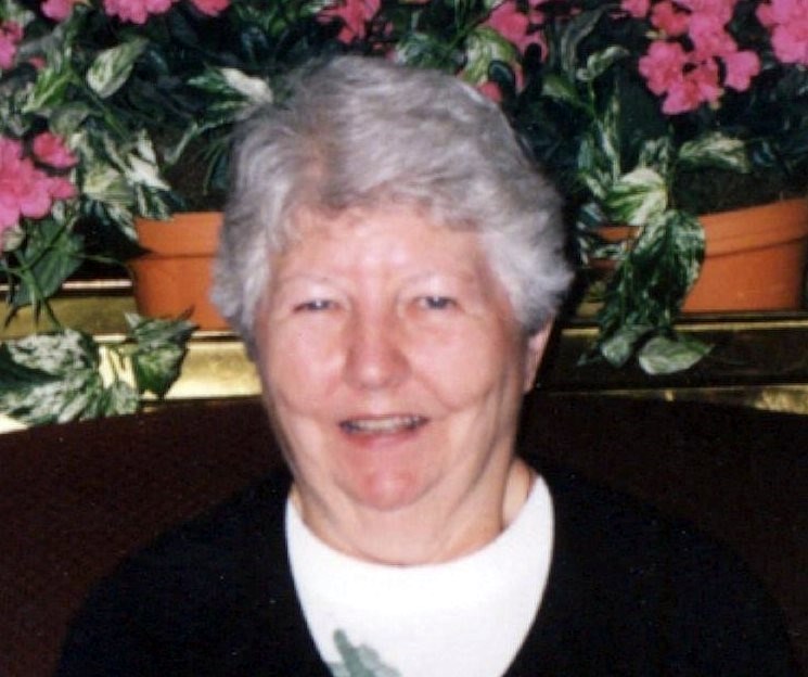 Obituary of Daphne Louise Burns