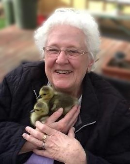 Obituary of Phyllis Kathleen Humphreys (née Bird)