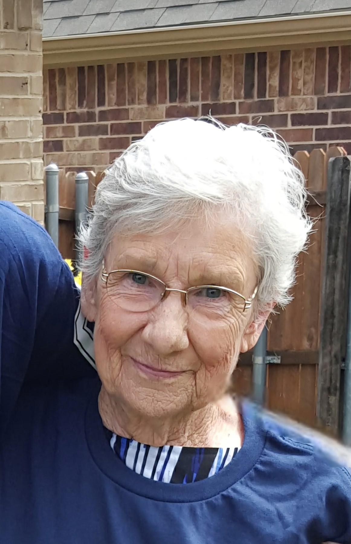 Avis de décès de Shirley A Lance