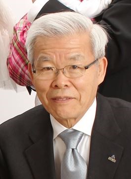 Obituary of Sun Vong Choe