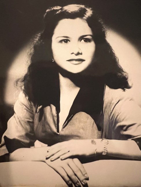 Obituary of Adis Emiliana Lucas