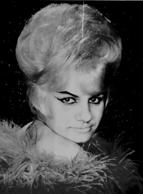 Obituary of Milagros Fernandez