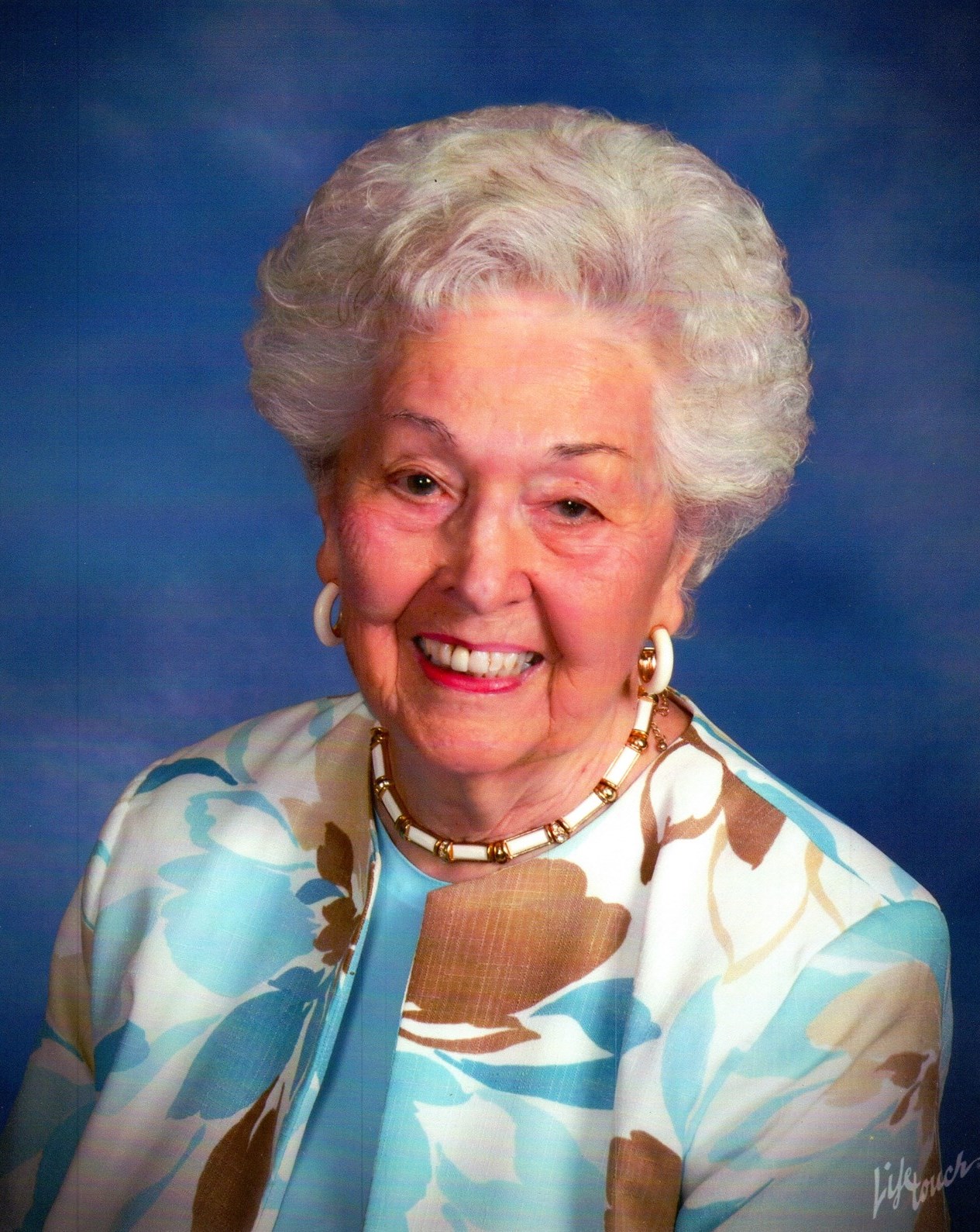 Olive Mae Wuestner Obituary St. Louis, MO