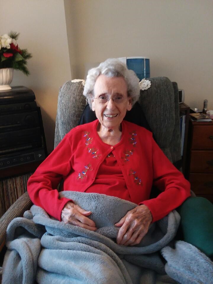 Obituary of Mrs. Muriel Pearl (Lynch) Manby