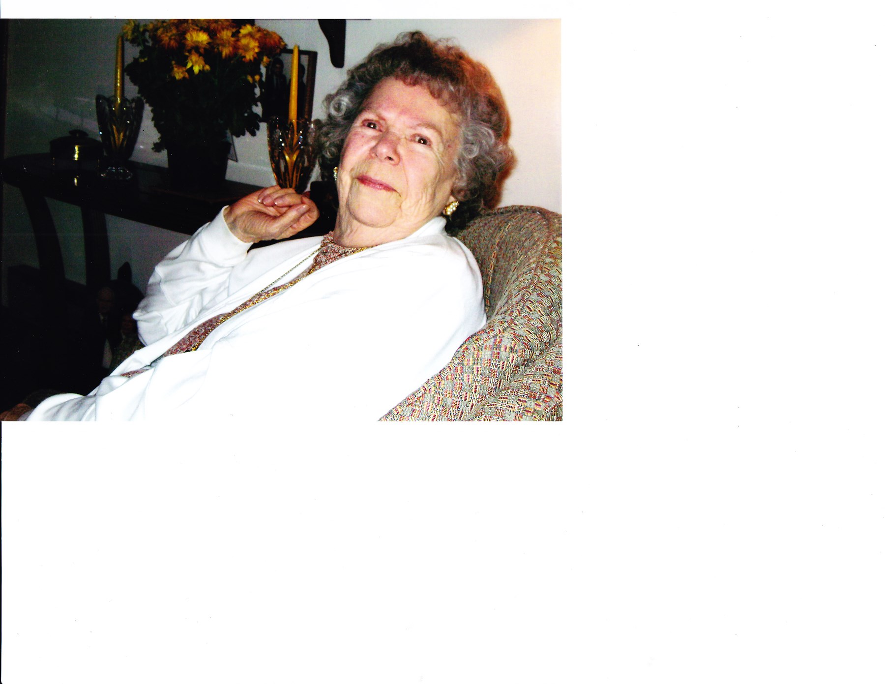 Obituary of Anita Marie Alfaro Latchaw
