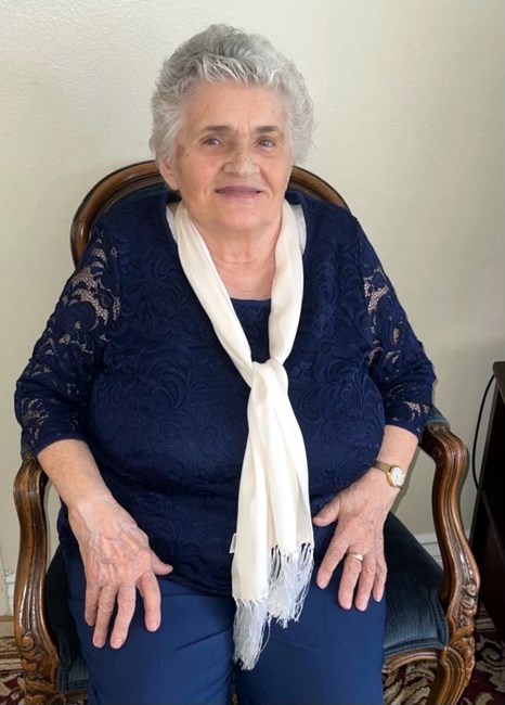 Obituary of Bukuroshe Dervishi