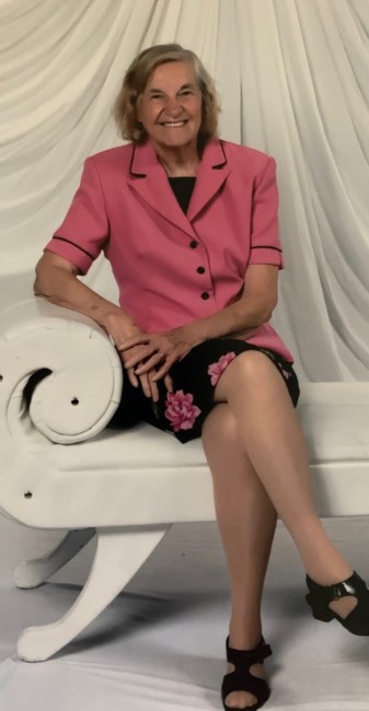 Obituary of Margaret Waltz Harrison