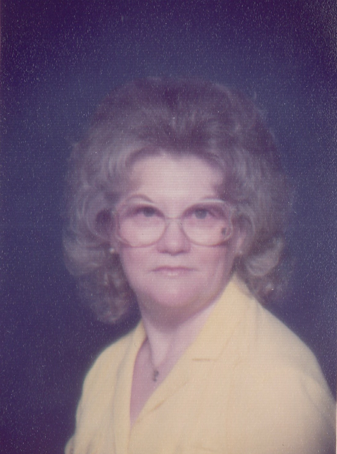 Obituary of Edna Jares