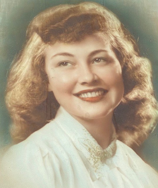 Obituary of Lorana Mae Hollberg