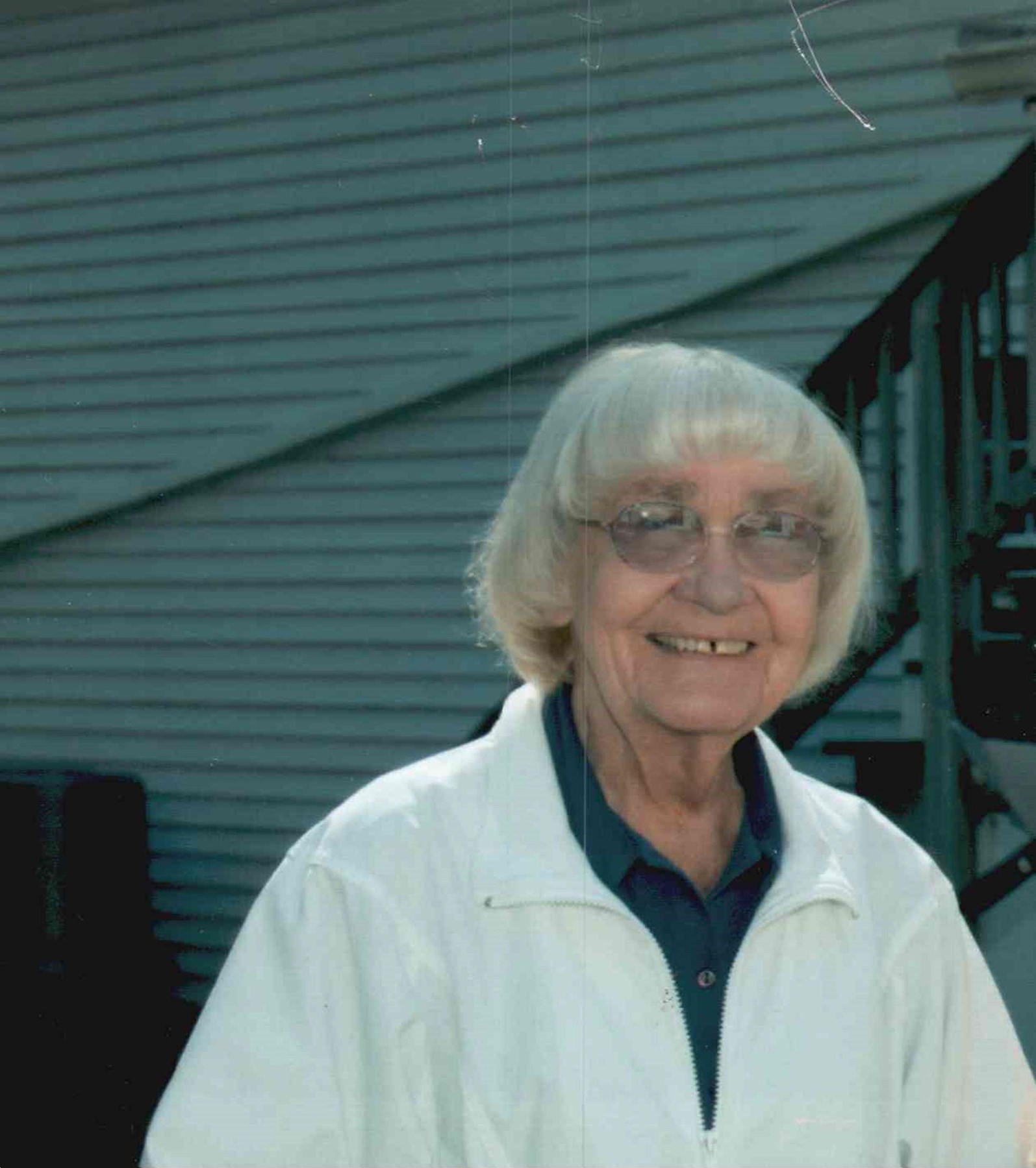 Obituary of Carol Lee Ljostad