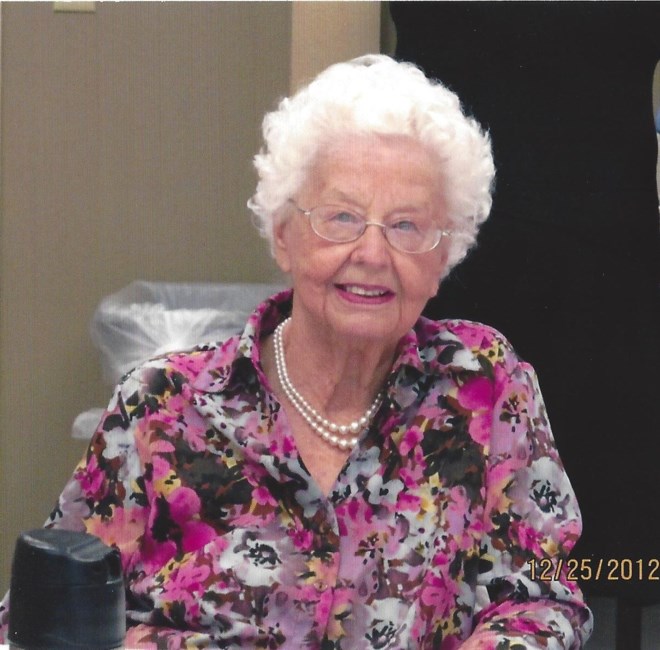 Obituary of Jacqueline G. Ross